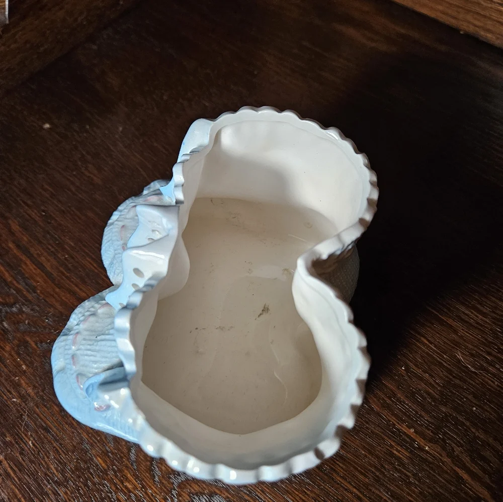 Vintage Inarco Ceramic Baby Shoe Planter .